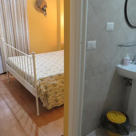 Vista Sul Tevere Bed & Breakfast 4*